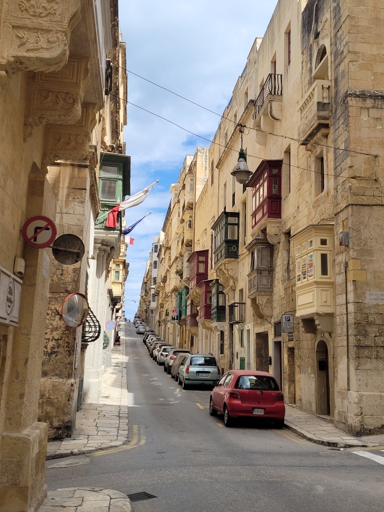Picture of a street in Valletta