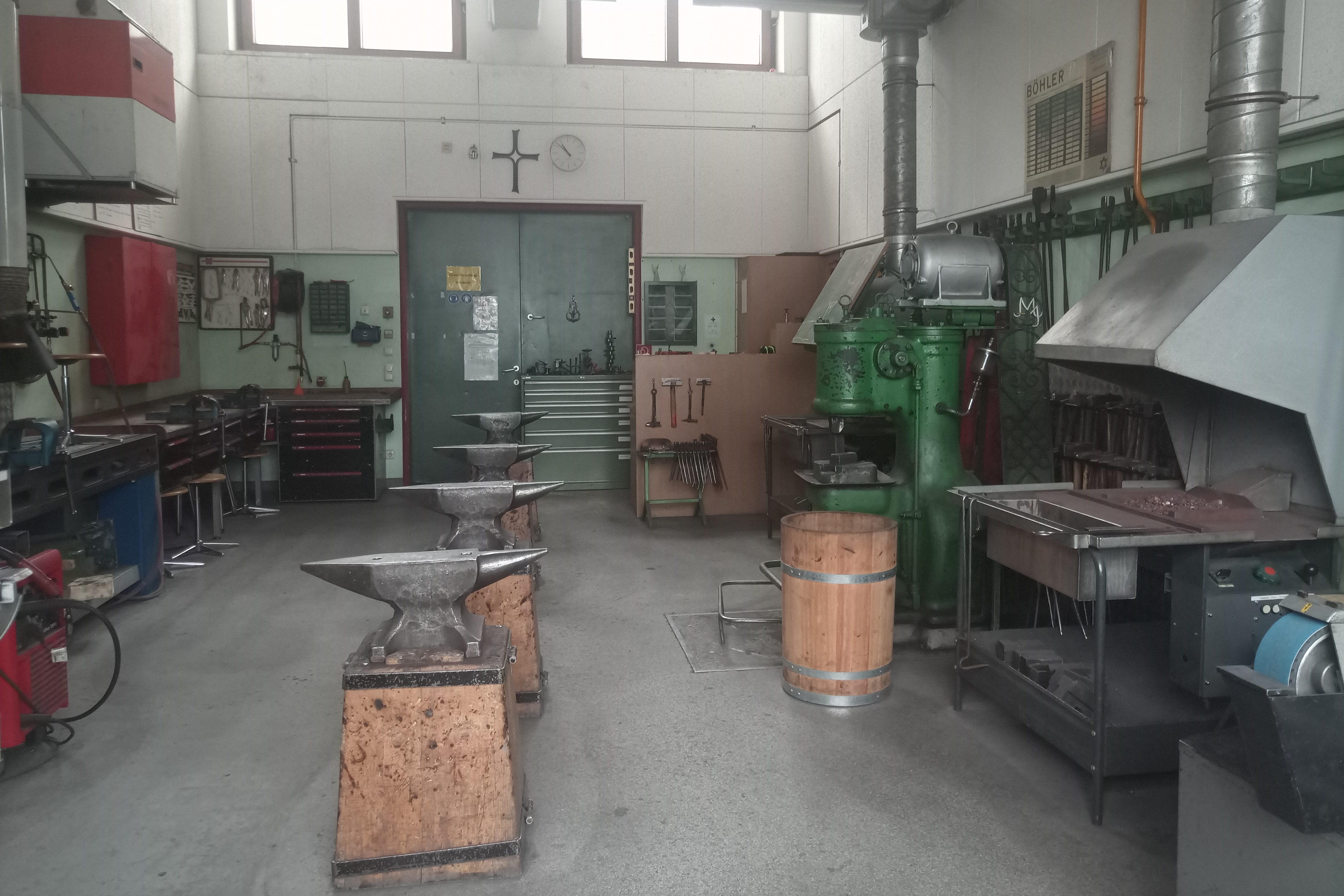 HTL Steyrin pienempi taonnan luokka.