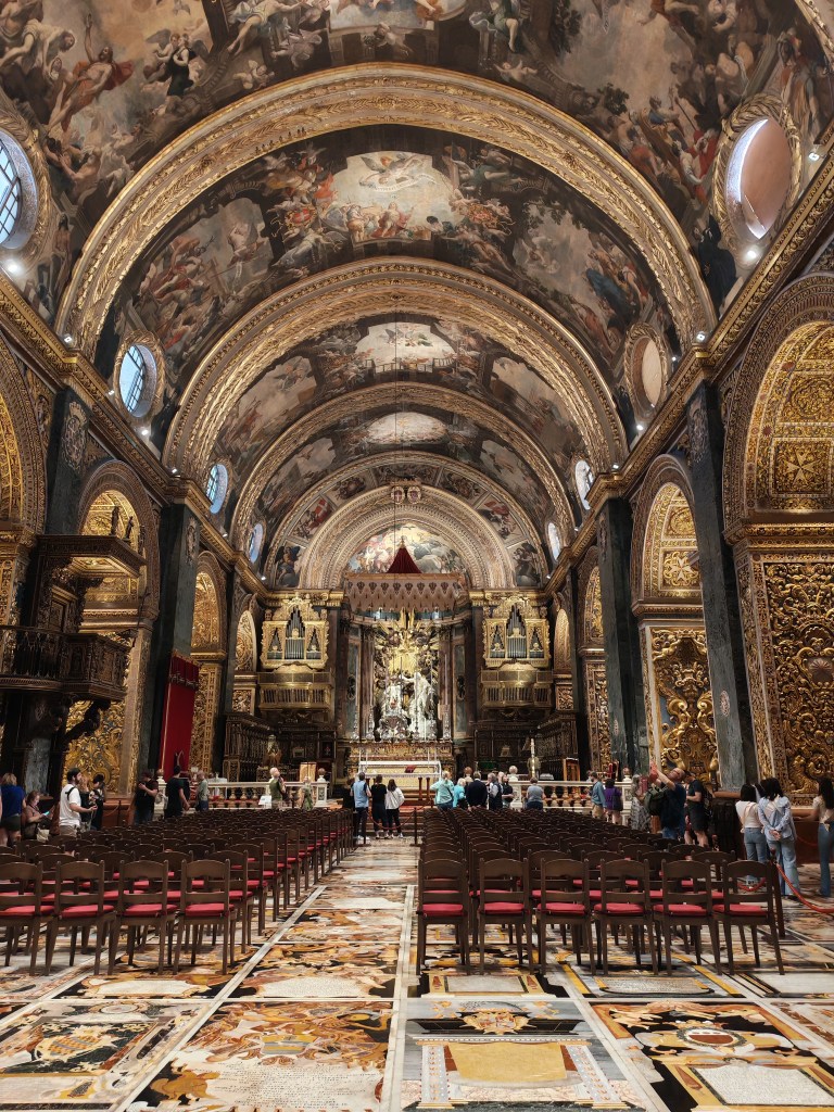 St. John’s Co-Cathedralin sisätila Vallettassa.